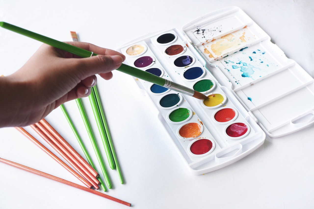 paint, watercolor, colorful, hand, painting, artist, painter, texture, creative, creativity, artistic, design, brush, paintbrush, art, canvas, paintbrush, paintbrush, paintbrush, paintbrush, paintbrush